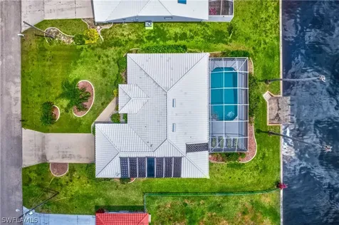 3305 SE 10th Avenue Cape Coral FL 33904