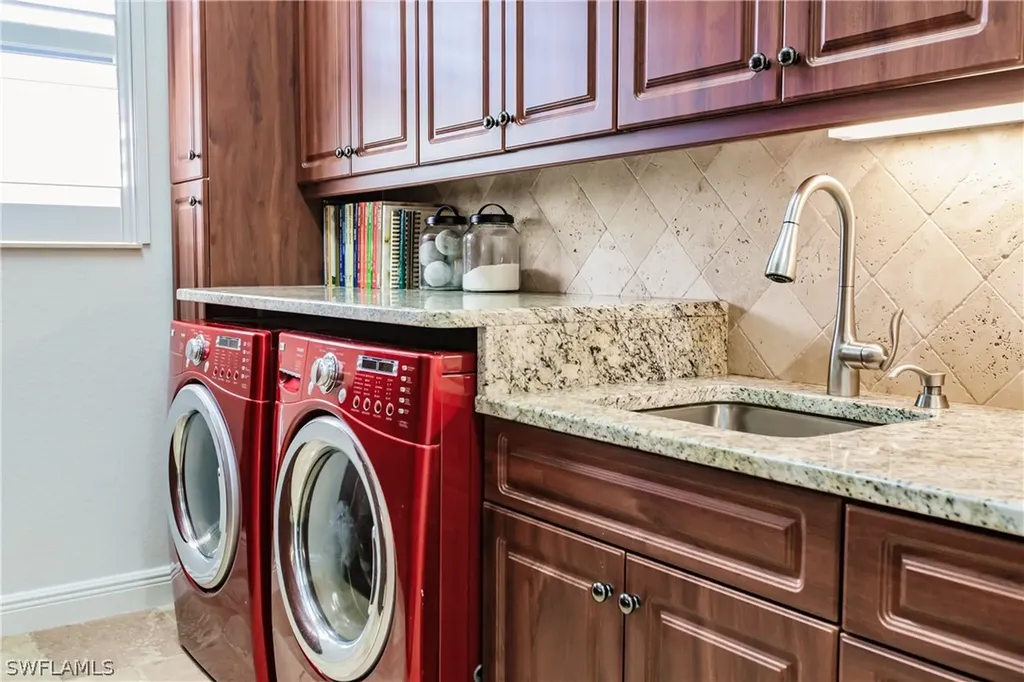 3675 Cartwright Court Bonita Springs FL 34134
