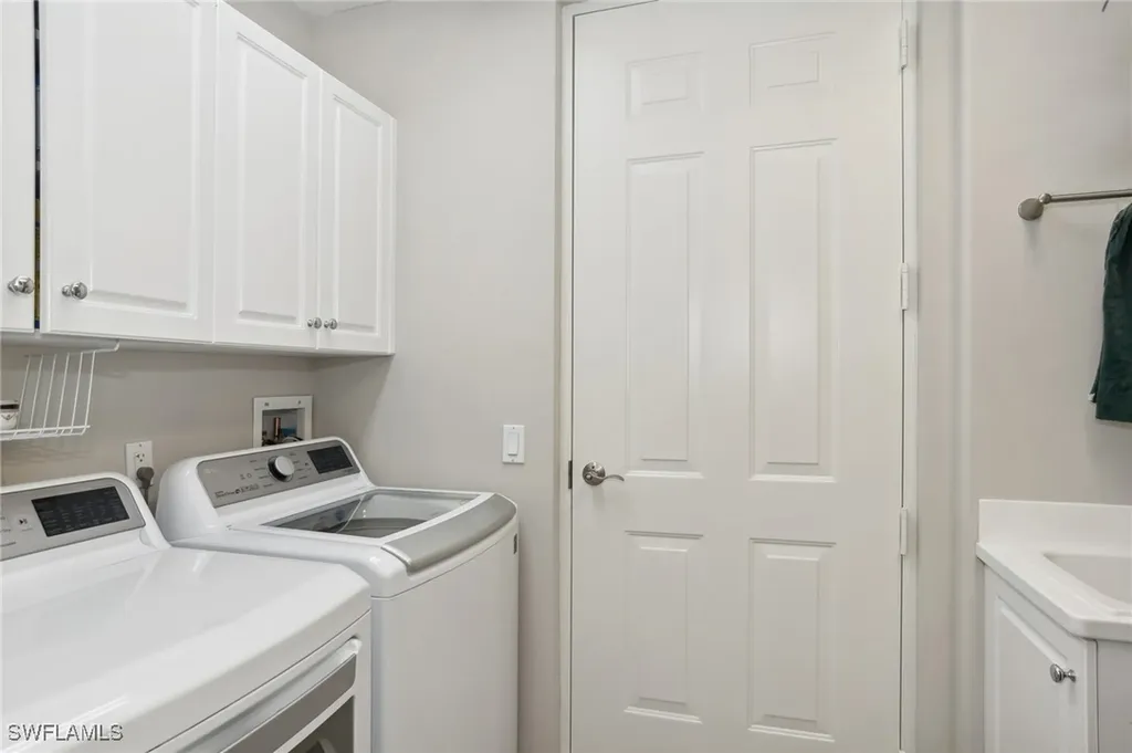 580 El Camino Real Naples FL 34119
