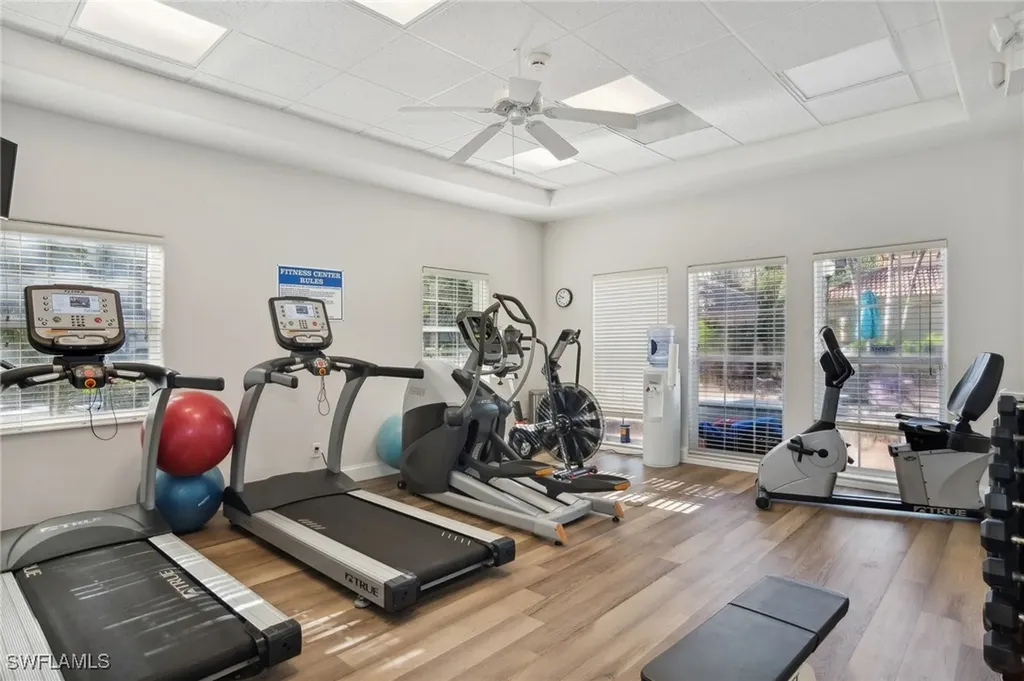 580 El Camino Real Naples FL 34119