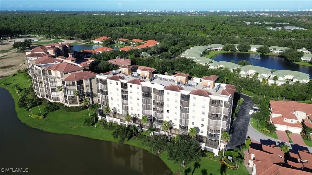 580 El Camino Real Naples FL 34119