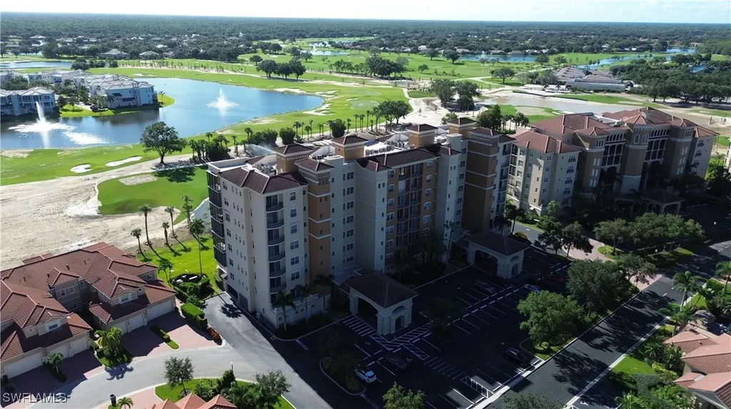 580 El Camino Real Naples FL 34119