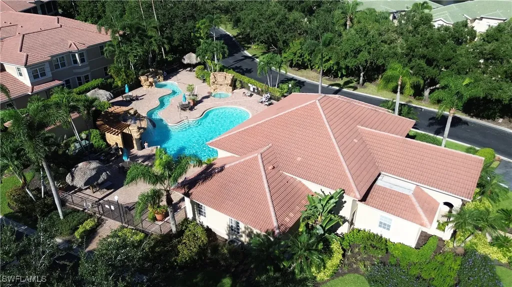 580 El Camino Real Naples FL 34119