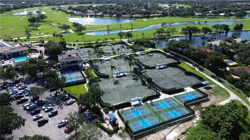 580 El Camino Real Naples FL 34119