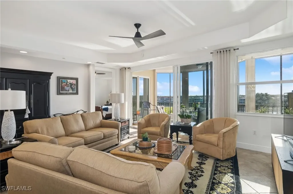 580 El Camino Real Naples FL 34119