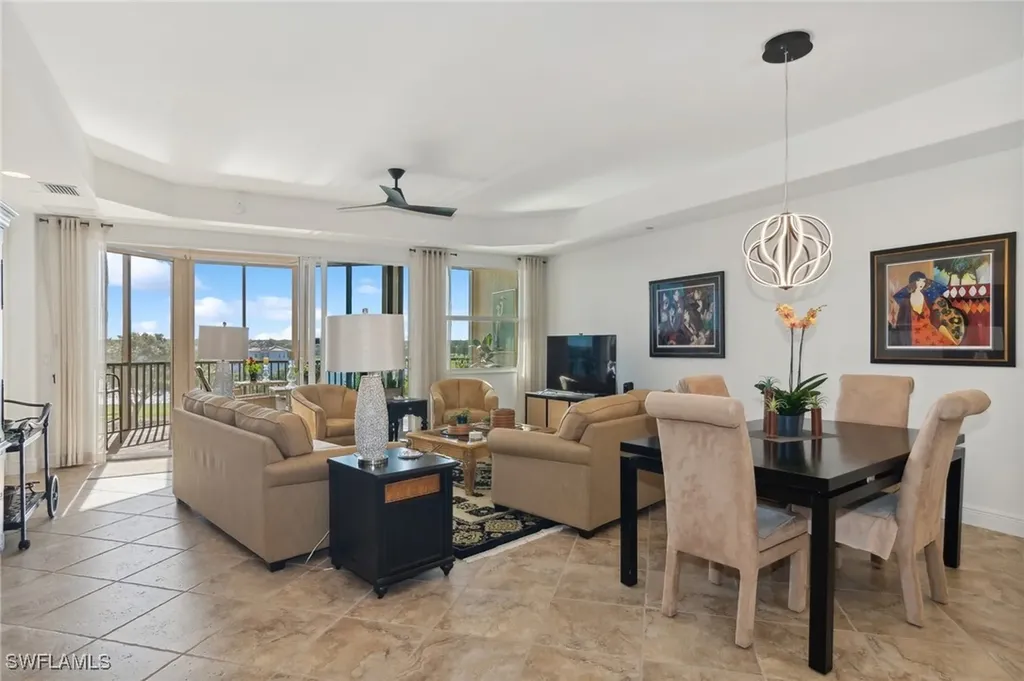 580 El Camino Real Naples FL 34119