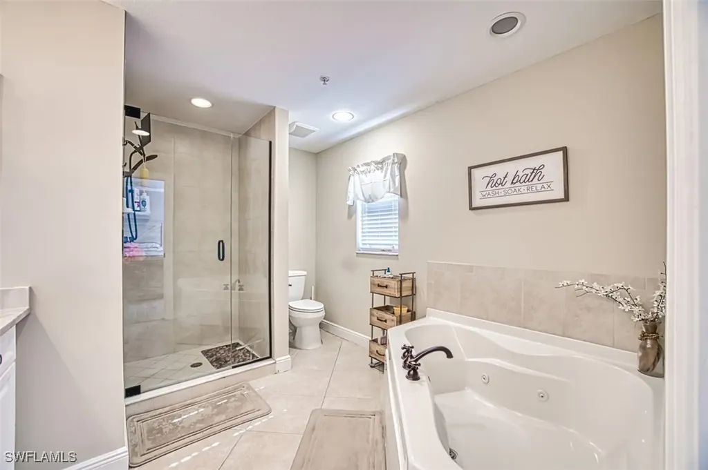 10070 Lake Cove Drive Fort Myers FL 33908