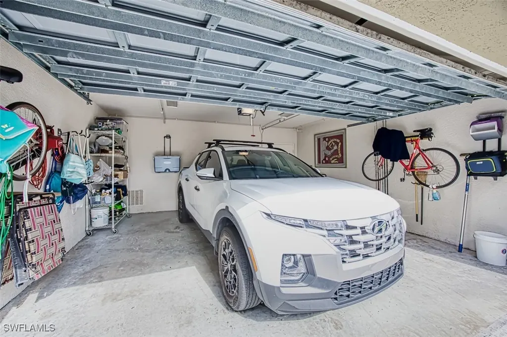 10070 Lake Cove Drive Fort Myers FL 33908