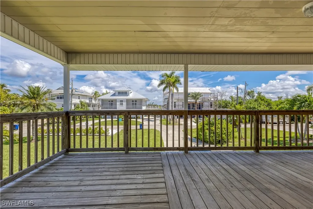 942 Prescott Street Fort Myers Beach FL 33931