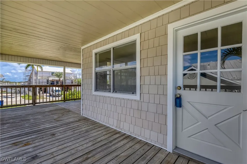 942 Prescott Street Fort Myers Beach FL 33931