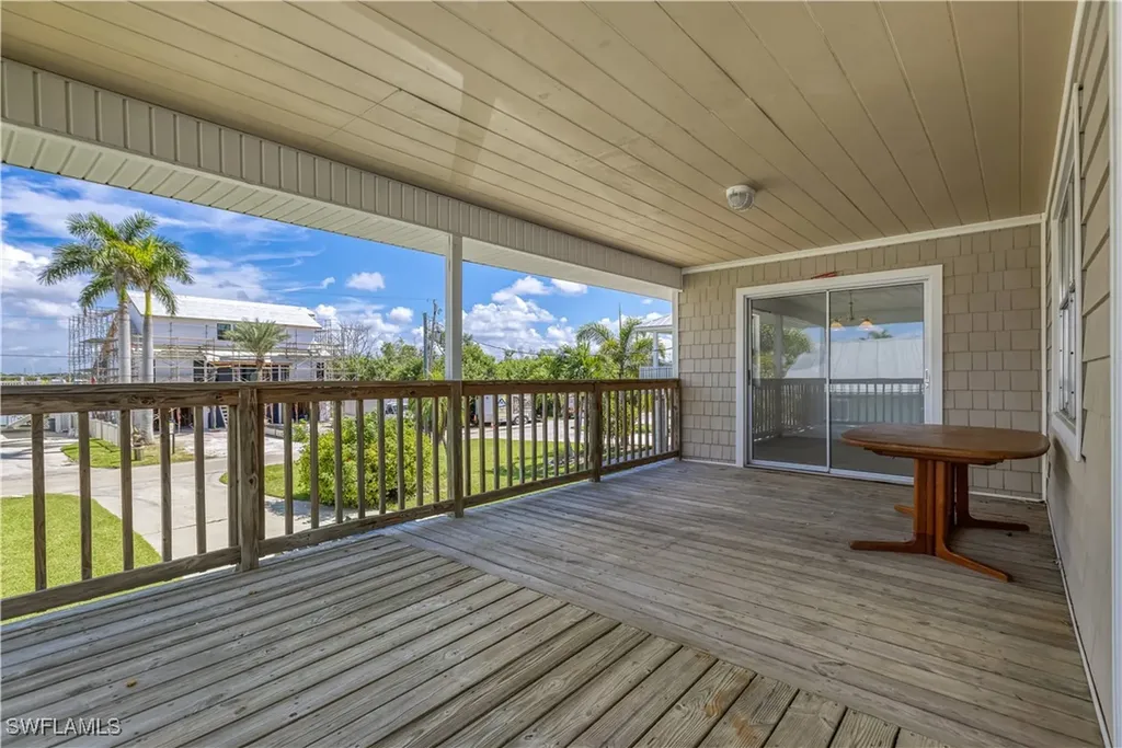 942 Prescott Street Fort Myers Beach FL 33931