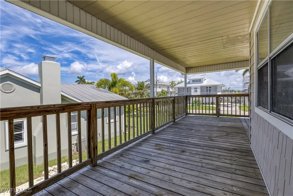 942 Prescott Street Fort Myers Beach FL 33931