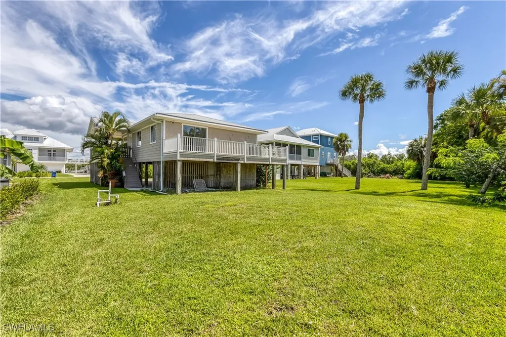 942 Prescott Street Fort Myers Beach FL 33931
