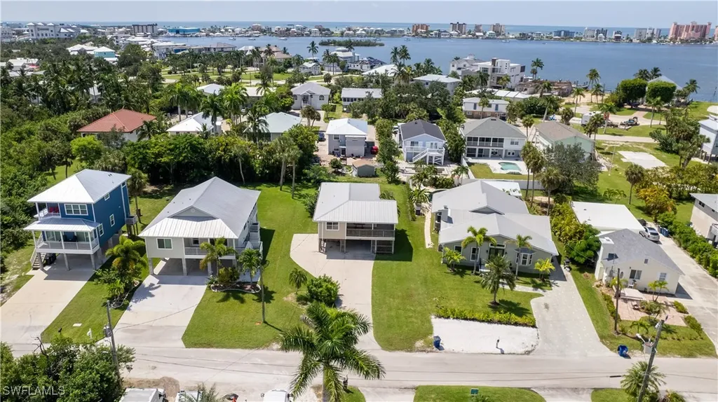 942 Prescott Street Fort Myers Beach FL 33931