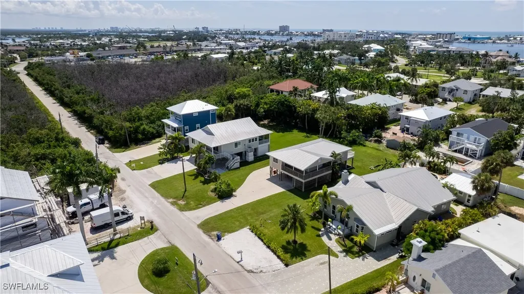 942 Prescott Street Fort Myers Beach FL 33931