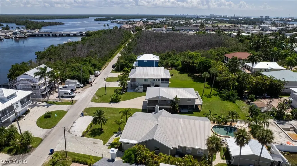 942 Prescott Street Fort Myers Beach FL 33931