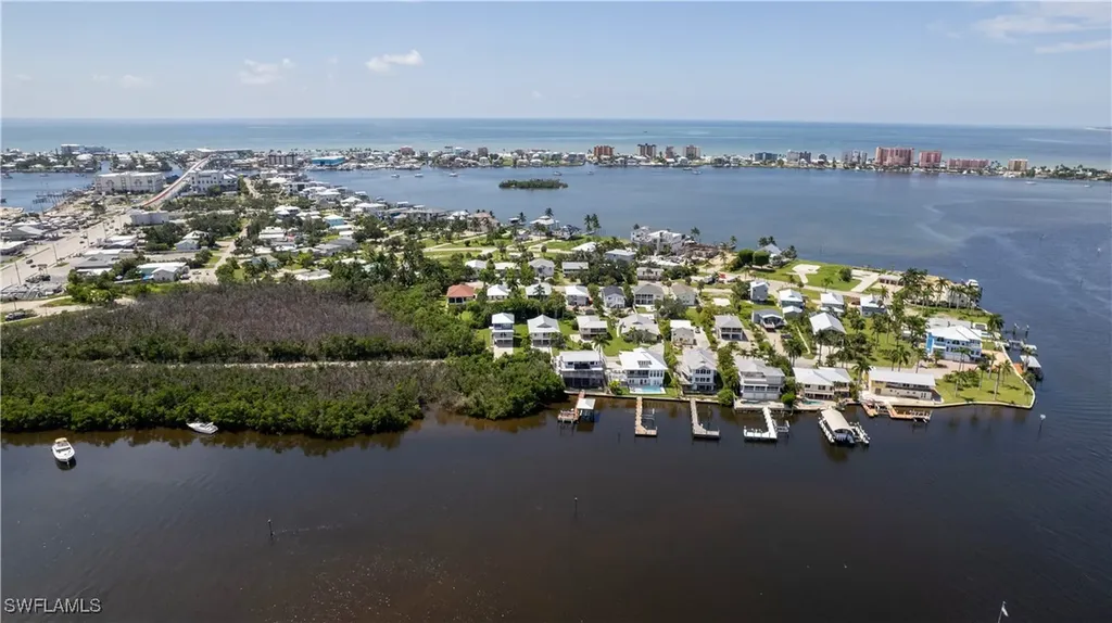 942 Prescott Street Fort Myers Beach FL 33931