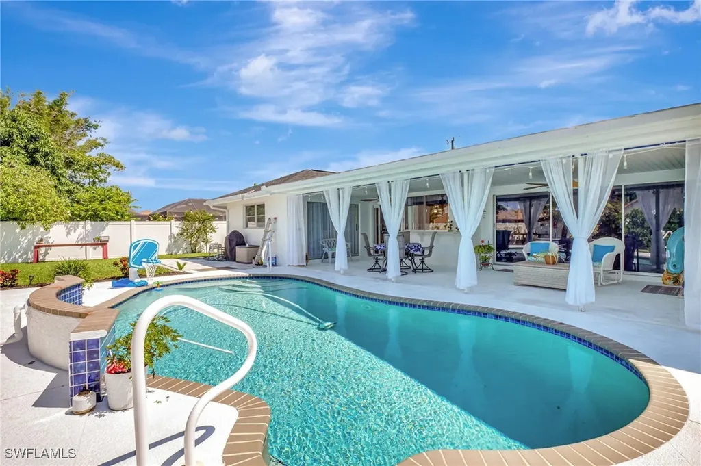 3628 SE 8th Place Cape Coral FL 33904