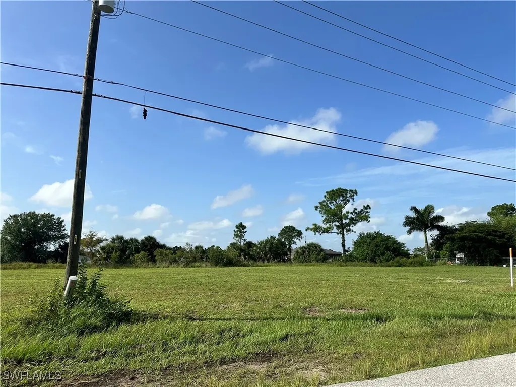 1104 NE 32nd Lane Cape Coral FL 33909