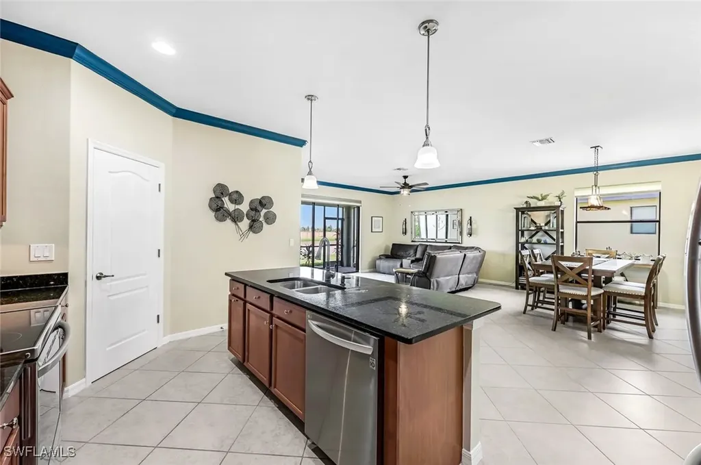 9321 Via San Giovani Street Fort Myers FL 33905