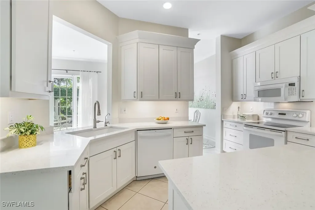 238 5th Street S Naples FL 34102