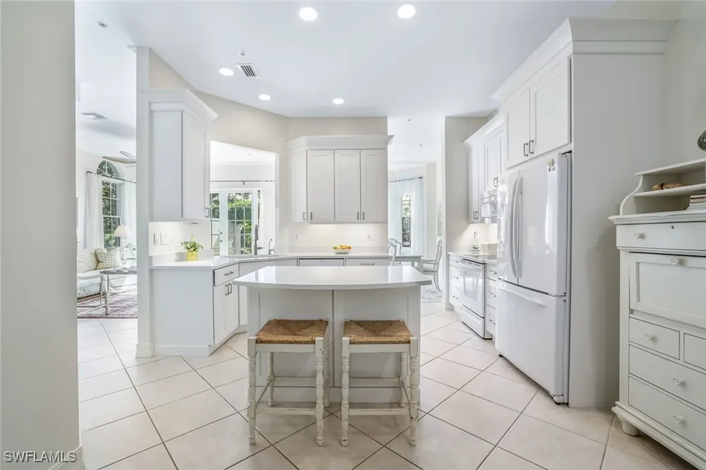 238 5th Street S Naples FL 34102