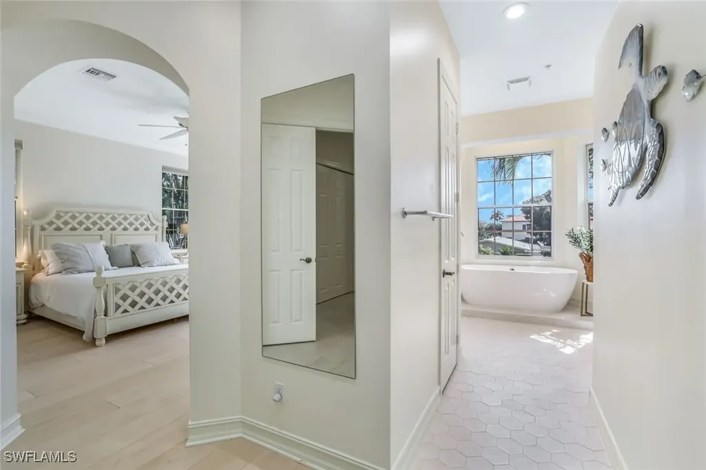 238 5th Street S Naples FL 34102