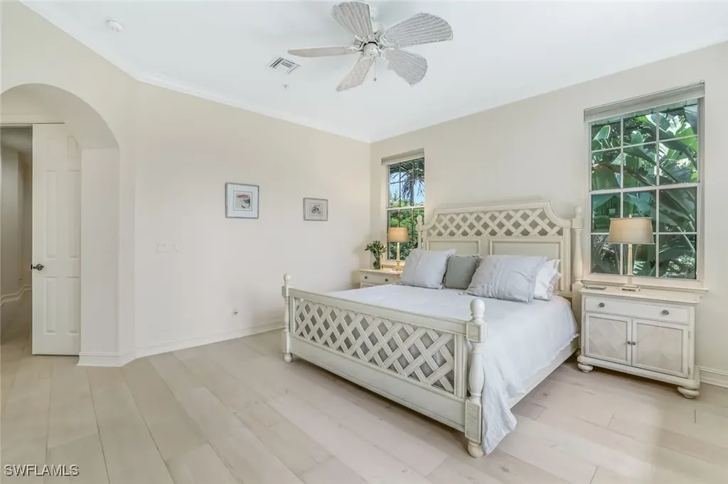 238 5th Street S Naples FL 34102