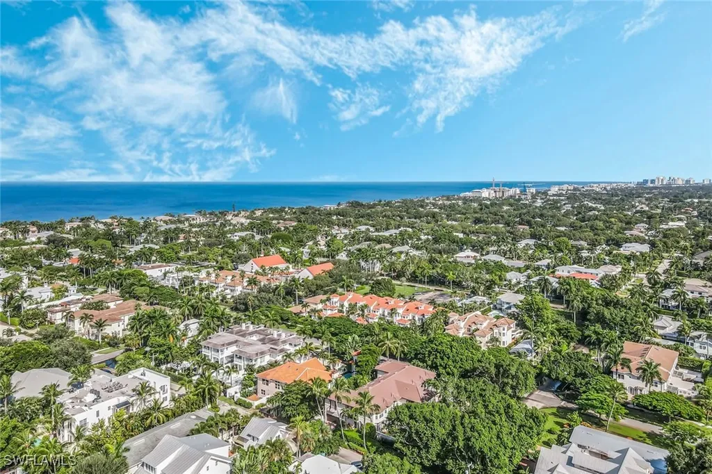 238 5th Street S Naples FL 34102