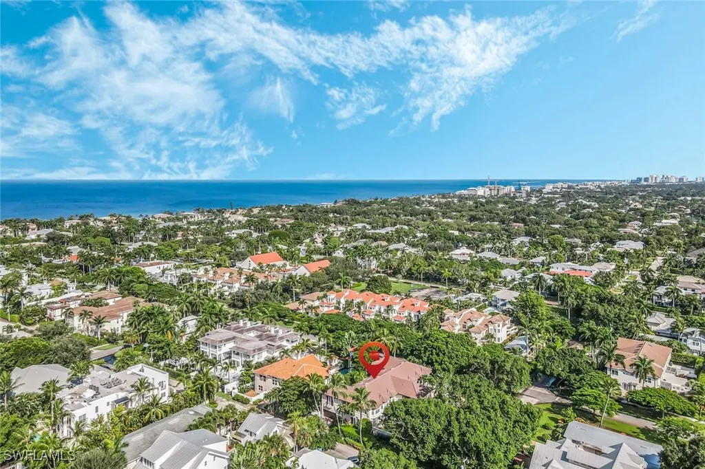 238 5th Street S Naples FL 34102