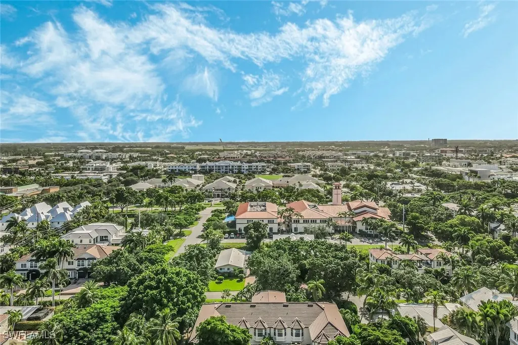 238 5th Street S Naples FL 34102