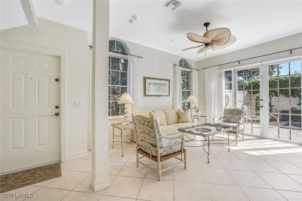 238 5th Street S Naples FL 34102