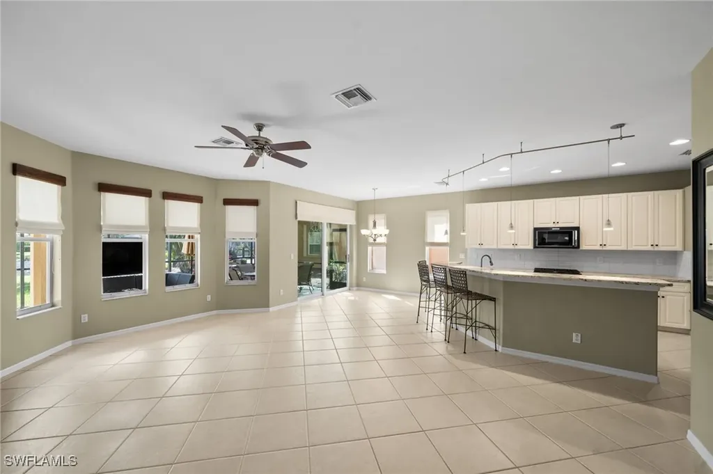 20010 Eagle Glen Way Estero FL 33928