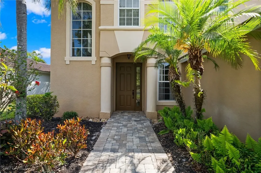 20010 Eagle Glen Way Estero FL 33928