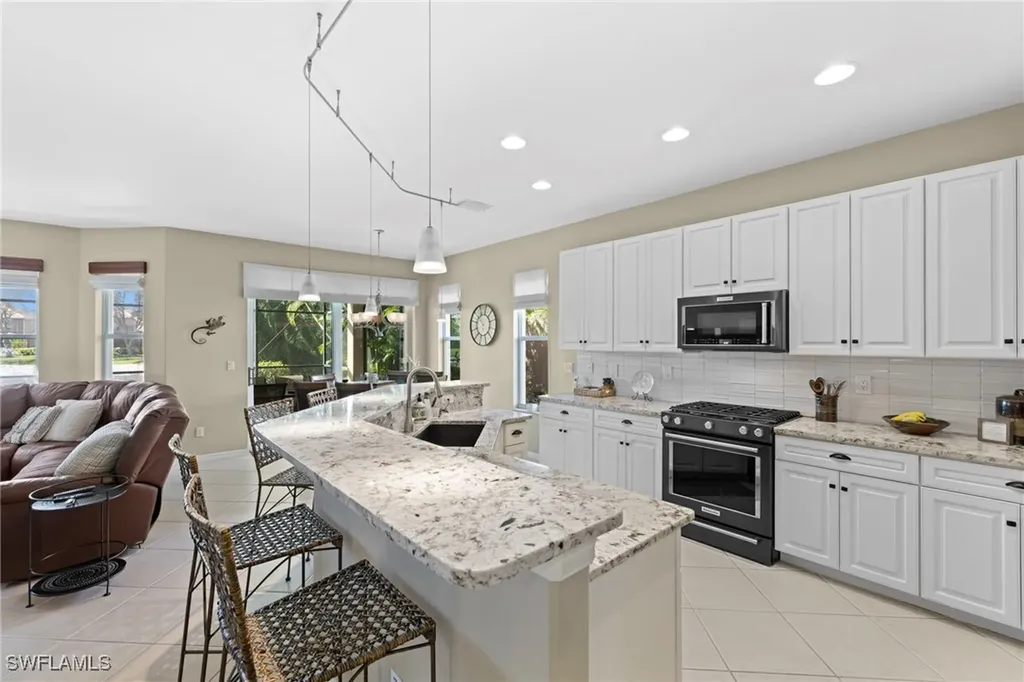 20010 Eagle Glen Way Estero FL 33928