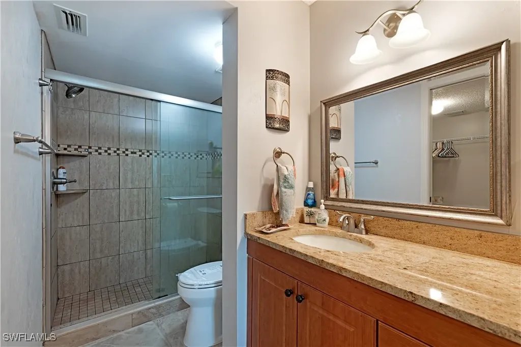 5724 Deauville Circle Naples FL 34112