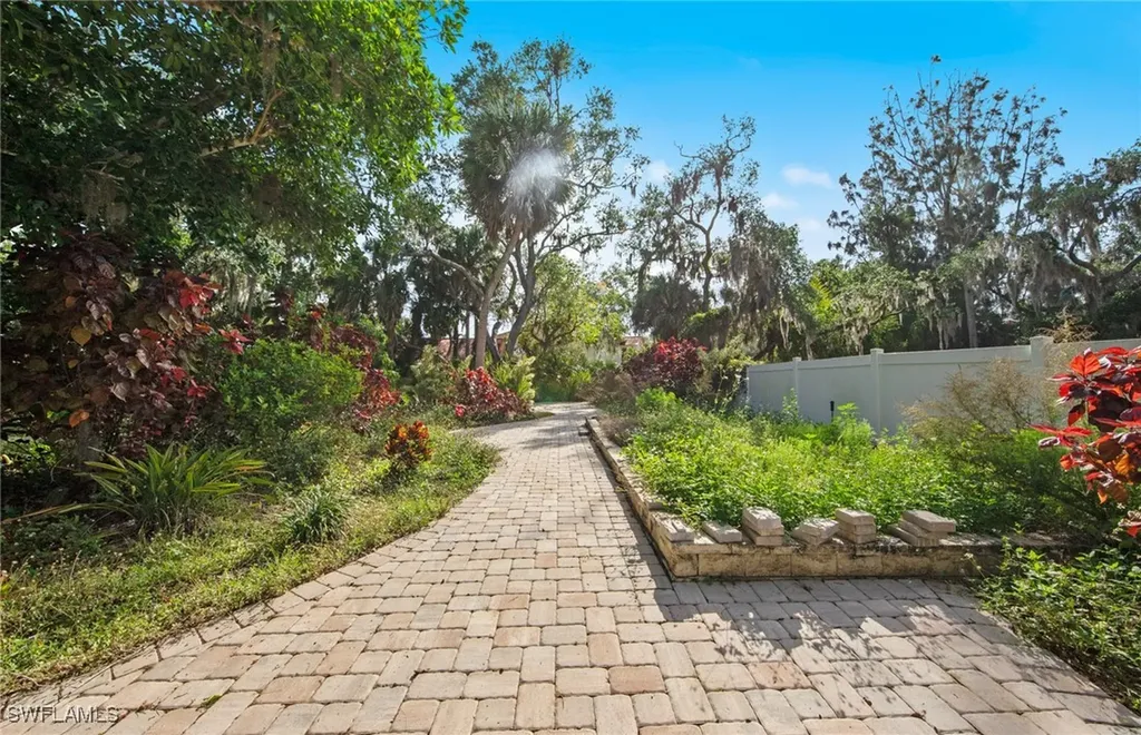 13782 River Forest Drive Fort Myers FL 33905