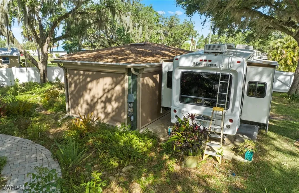 13782 River Forest Drive Fort Myers FL 33905