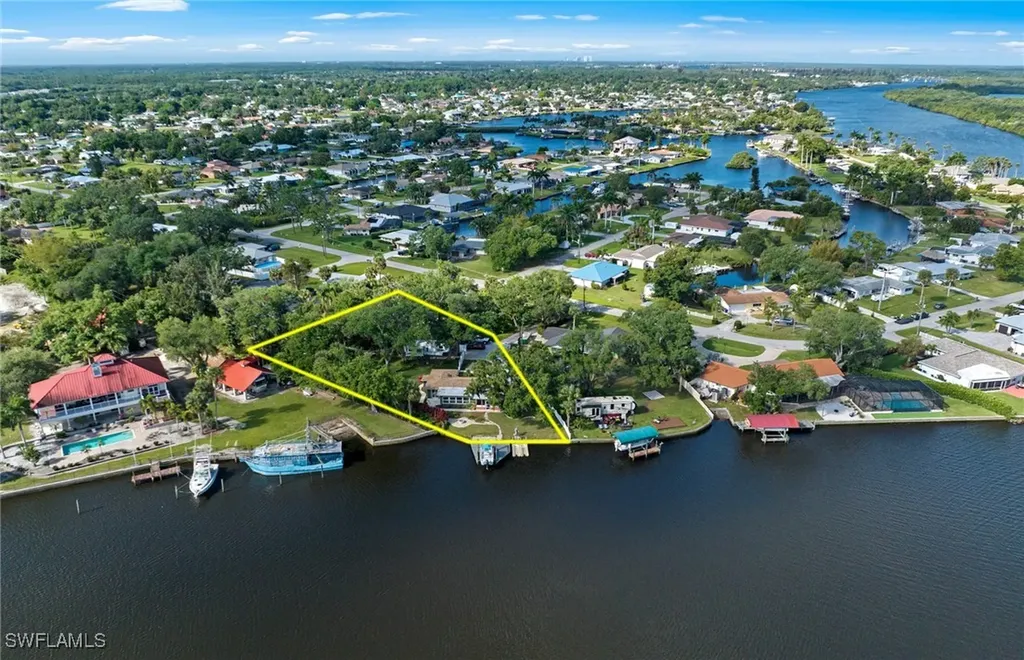 13782 River Forest Drive Fort Myers FL 33905