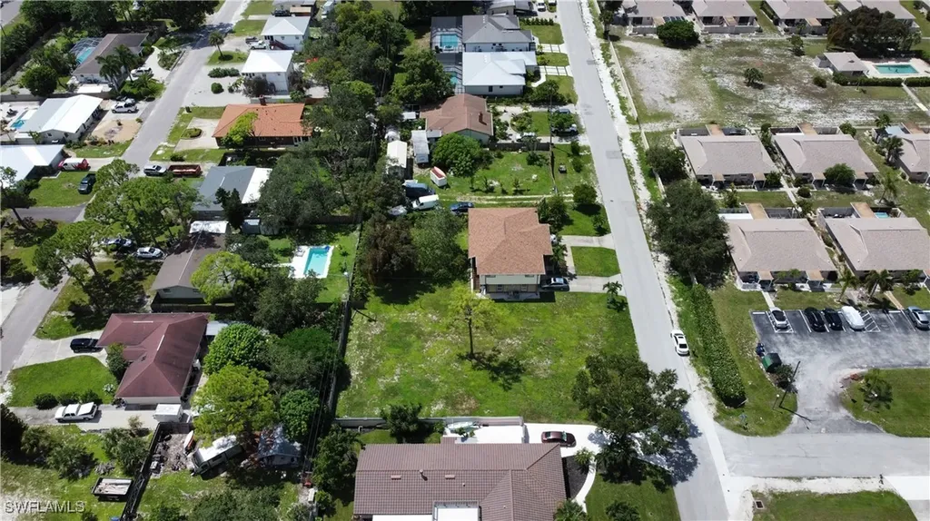 9090 Carolina Street Bonita Springs FL 34135