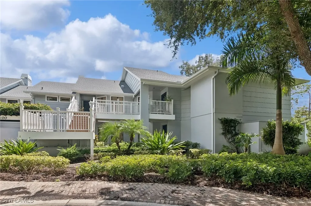 Naples FL, 104 Courtside Drive, Unit A104