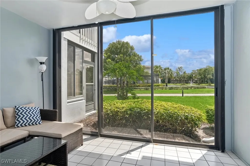 104 Courtside Drive Naples FL 34105