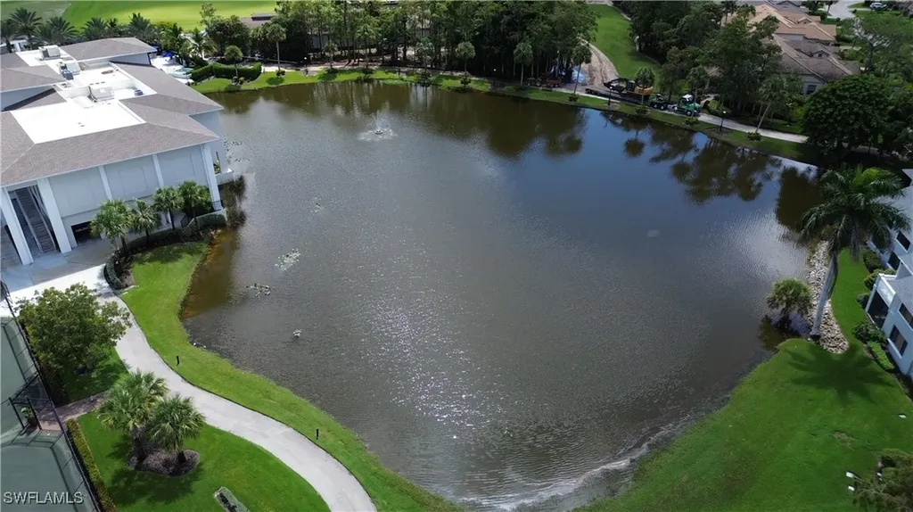 104 Courtside Drive Naples FL 34105