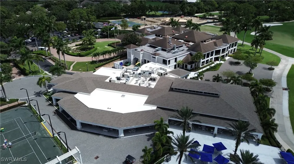104 Courtside Drive Naples FL 34105