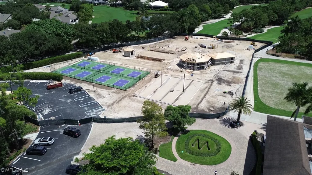 104 Courtside Drive Naples FL 34105