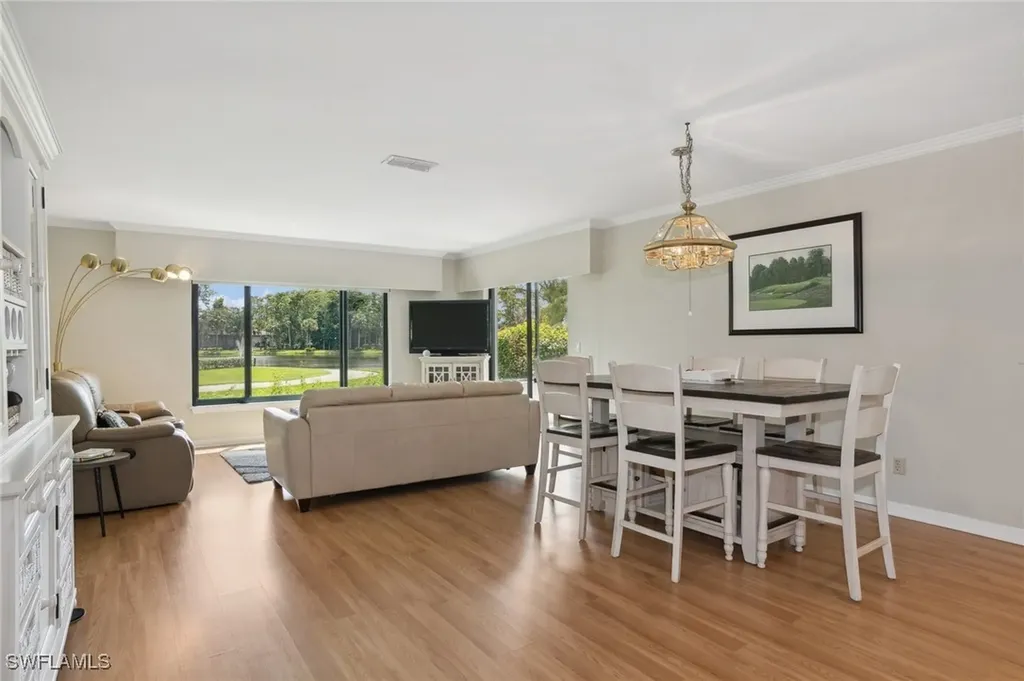 104 Courtside Drive Naples FL 34105