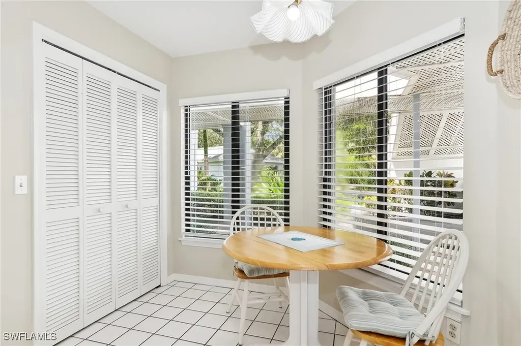104 Courtside Drive Naples FL 34105