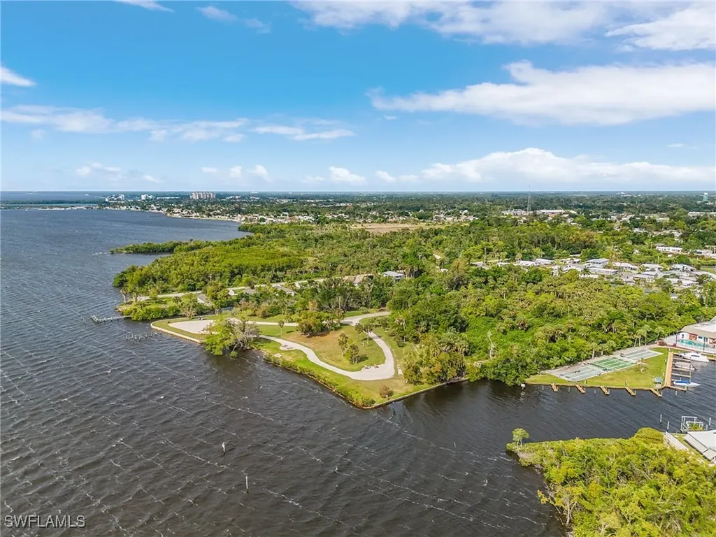 14591 Paul Revere Loop North Fort Myers FL 33917