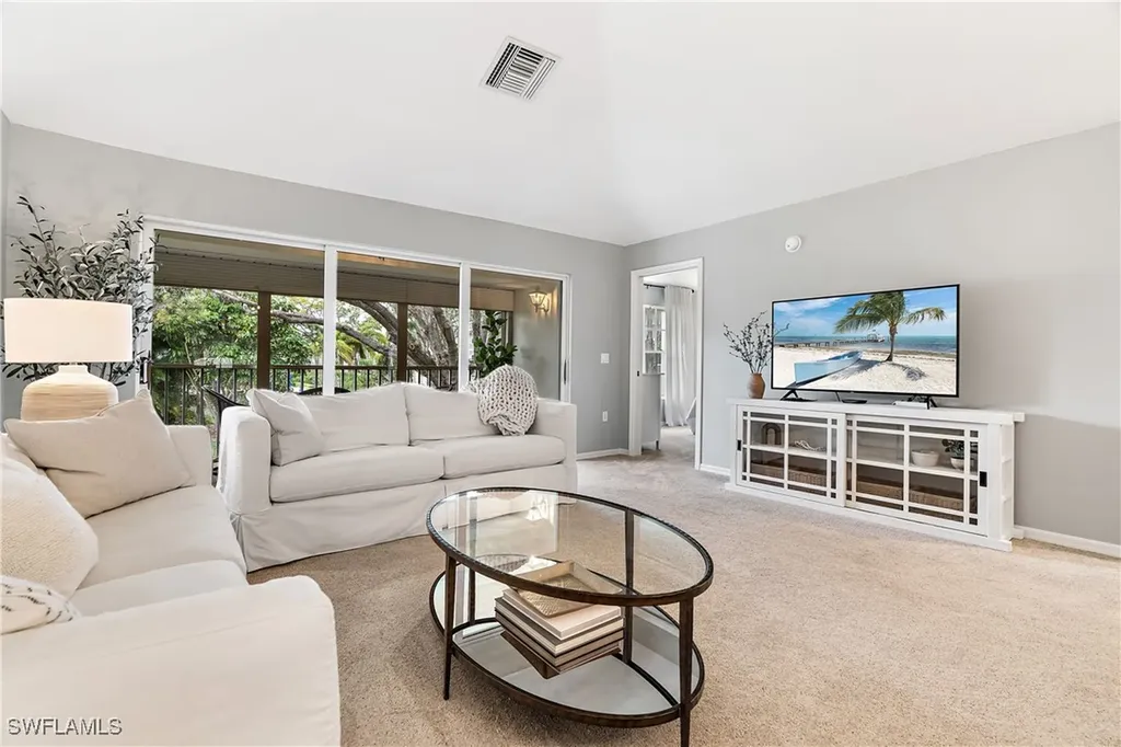 Naples FL, 524 Sugar Pine Lane, Unit 524