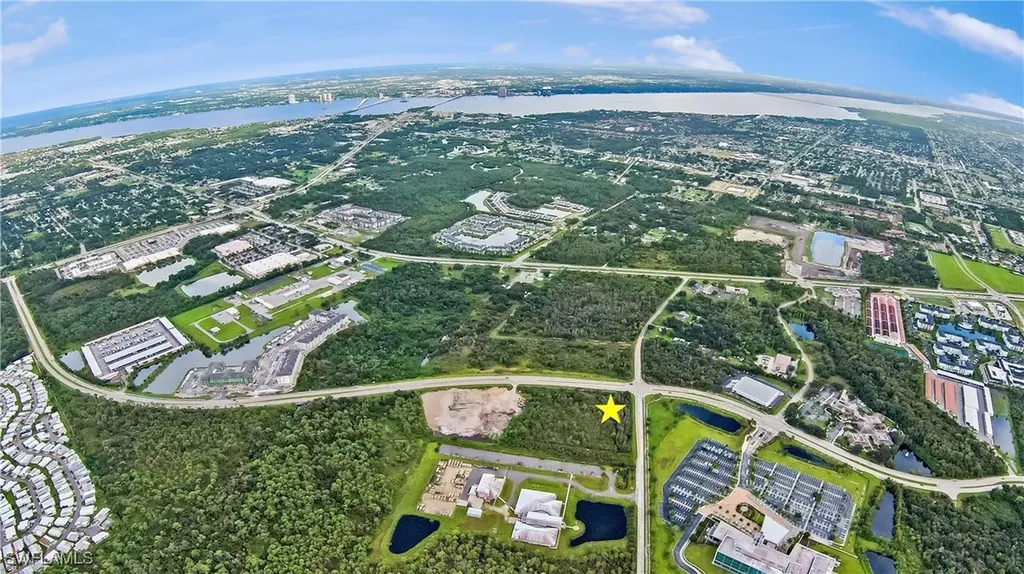2501 Diplomat Parkway E Cape Coral FL 33909